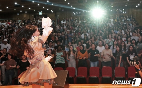 사진] '고려대 응원문화 배워요' - 머니투데이