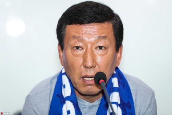 최강희 감독. /사진=상하이 선화 웨이보
