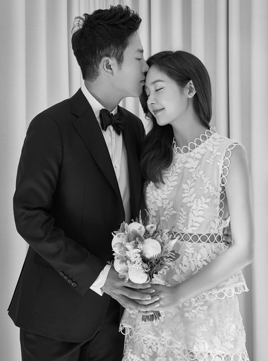 안성현(왼쪽)·성유리 부부./사진=에스엘이엔티