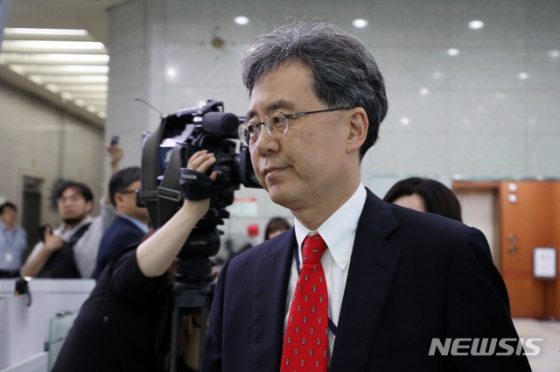 【서울=뉴시스】박미소 기자 = 김현종 청와대 국가안보실 2차장.2019.07.17. misocamer@newsis.com
