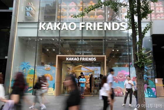 3�� ���� ���� ������ ȫ�� īī����������忡 ���������� ����� �湮����� �պ�� �ִ�. / ����=�Ӽ��� ���� tjdrbs23@