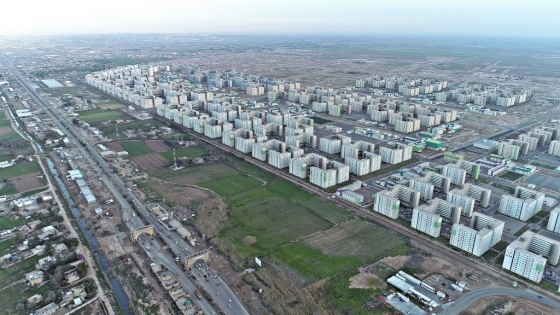 이라크 비스마야 신도시 항공촬영 사진. 신도시 좌측은 바그다드-쿠트(Baghdad–Kut) 고속도로)/사진= 한화건설