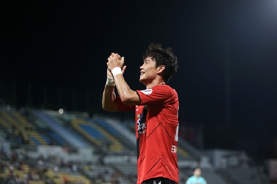 K리그1 25라운드 MVP에 선정된 경남 김효기. /사진=한국프로축구연맹 제공<br>
<br>