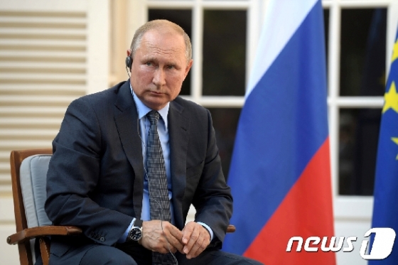 [사진] 프랑스 방문한 푸틴 대통령