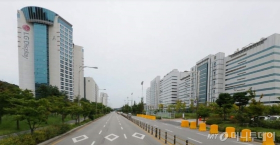LG디스플레이 파주 생산라인. /사진=심재현 기자