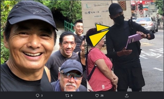 트위터에 공유되고 있는 홍콩 배우 주윤발의 시위 참여 사진. / 사진 = 트위터