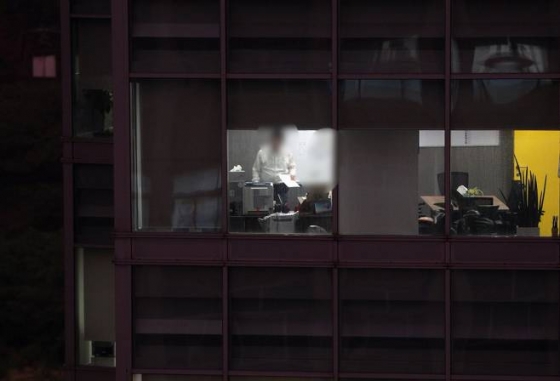 다 같은 직장인이지만, 다 같이 권리를 누리는 건 아니다. 누구에게나 당연한 건 아니다. 생각해 볼 일이다./사진=뉴스1