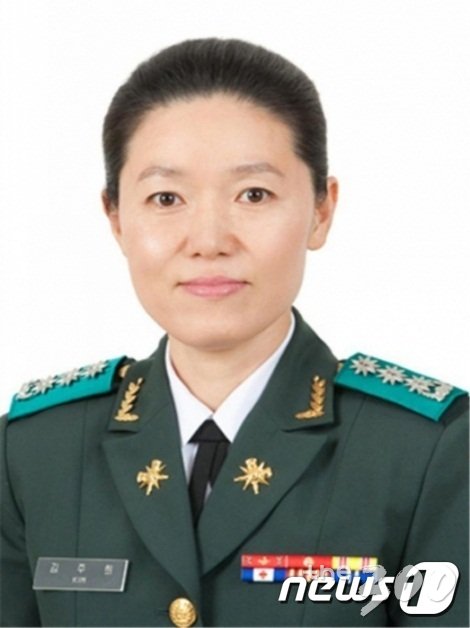 국방부가 8일 단행한 올해 후반기 장성급 장교 인사에서 정보병과 최초로 여성장군으로 발탁된 김주희 대령. (국방부 제공) 2019.11.8/뉴스1