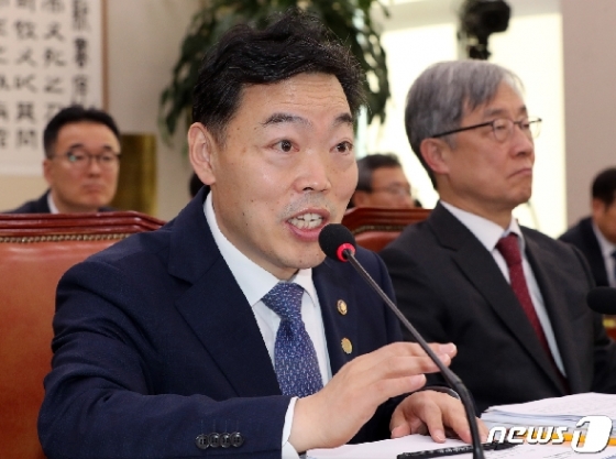 김오수 "직접수사 부서 41곳 전부 폐지할 생각 추호도 없어 ...