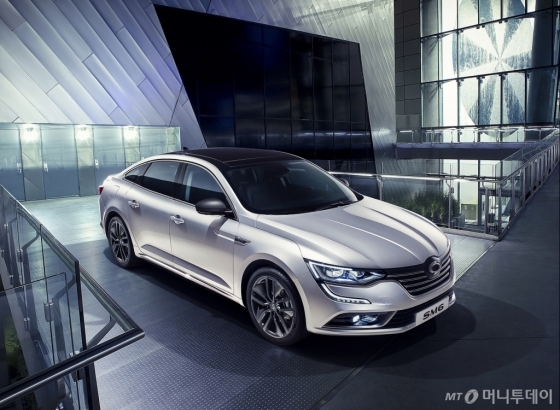 르노삼성 'SM6'. /사진제공=르노삼성자동차