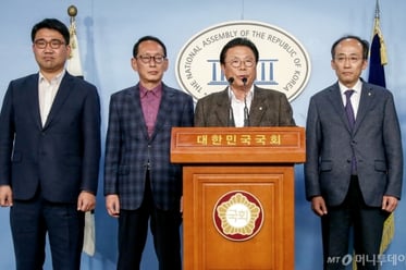 �ѱ��� ������ �ѻ���