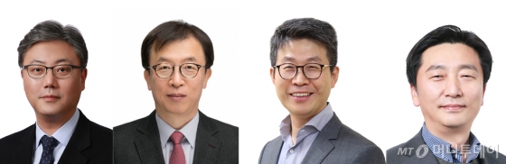 (왼쪽부터) 박성하 SK㈜ C&C 사장, 차규탁 SK루브리컨츠 사장, 최진환 SK브로드밴드 사장, 이용욱 SK머티리얼즈 사장/사진=SK