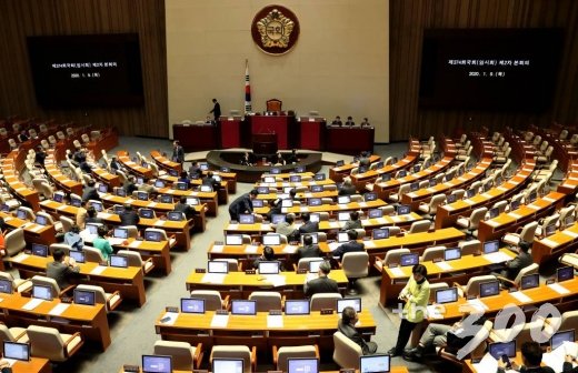 영창 대신 휴가단축…군인사법 개정안 국회 통과 - 머니투데이