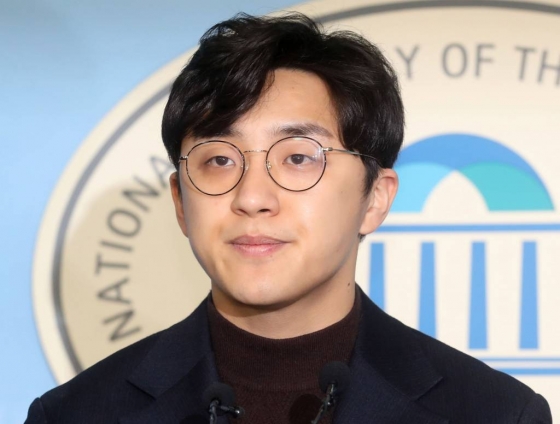 원종건 미투 의혹에...민주당 영입인재 자격 반납 / 사진=홍봉진 기자 honggga@