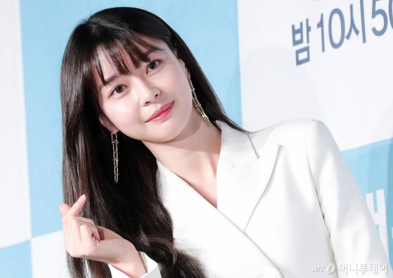 '이태원 클라쓰' 권나라 누구? 지난해 이종석 열애설 - 머니투데이 '이태원 클라쓰' 권나라 누구? 지난해 이종석 열애설 - 머니투데이