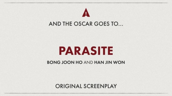 [서울=뉴시스] 봉준호 감독이 9일(현지시간) 미국 캘리포니아주 로스앤젤레스의 돌비 극장에서 열린 제92회 아카데미 시상식에서 영화 '기생충'으로 각본상을 수상했다. (사진=제92회 아카데미 트위터 캡처) 2020.02.10.  photo@newsis,com
