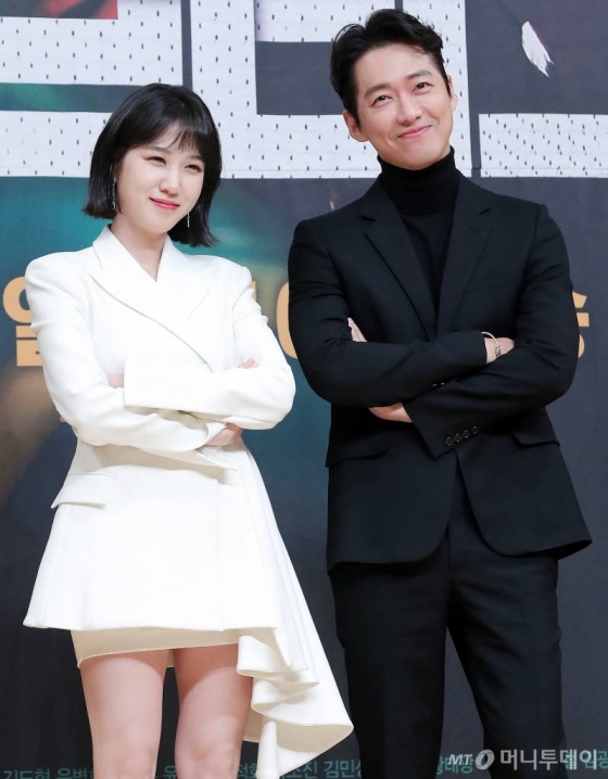 배우 박은빈(왼쪽)과 남궁민. / 사진=김창현 기자 chmt@