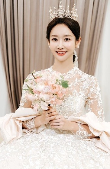크레용팝 금미/사진제공=로자스포사, 비아잔떼 스튜디오, 디바이디, 디바인핸즈