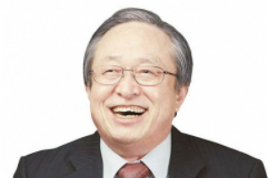 양용진 회장 "코로나19 치료제 '파나픽스' 임상준비 끝"