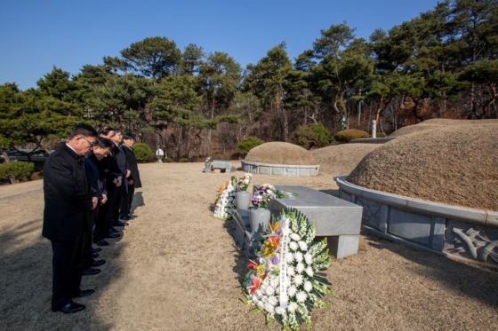 조중훈 한진 창업주 탄생 100주년...조원태·현민 남매 추모식 참석