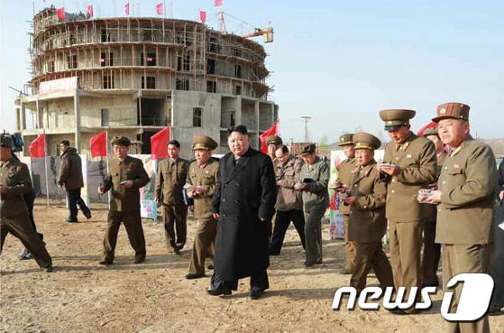 지난해 4월 김정은 북한 국무위원장 모습. /사진=노동신문.