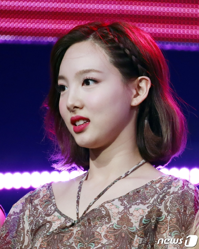 사진] 트와이스 나연, 단발 요정 - 머니투데이