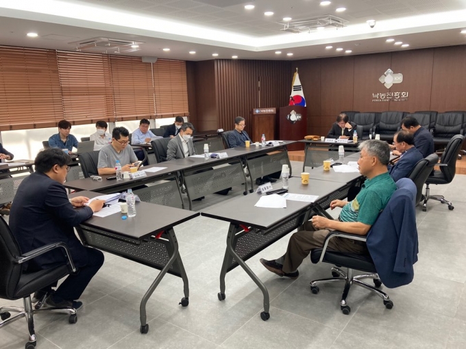 낙농진흥회는 지난달 29일 제1차 원유기본가격 조정 협상위원회 개최했다./사진제공=낙농진흥회
