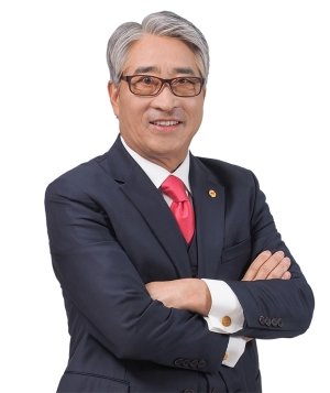 김명환 덕신하우징 회장, 건설의날 기념 국토부장관상 수상