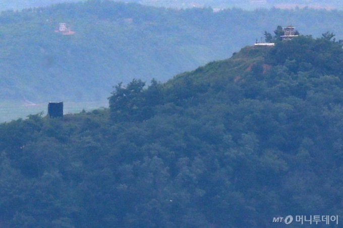 [사진]다시 설치된 대남확성기