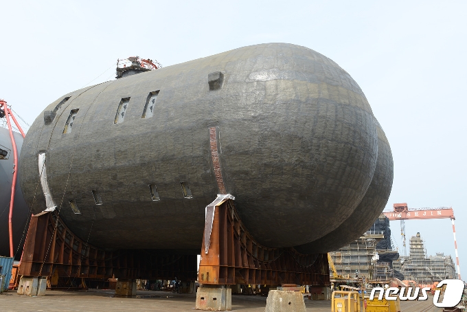 세진중공업이 현대미포조선으로 부터 수주한 1만㎥급 LNG 화물 탱크.&copy; 뉴스1