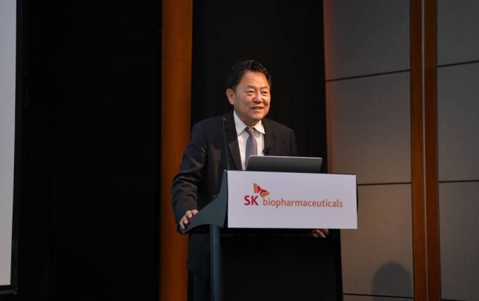조정우 SK바이오팜 대표가 15일 개최한 IPO(기업공개) 온라인 간담회에서 발표하고 있다. /사진제공=SK바이오팜