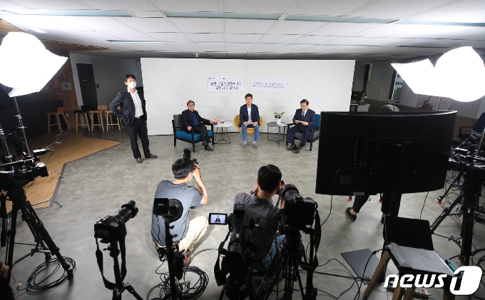 [사진] '군함도 전시관 역사왜곡 실상을 말하다'