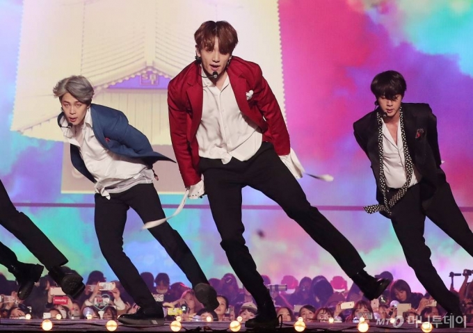 방탄소년단 2018AAA 무대(BTS) 정국 / 사진=김휘선 기자 hwijpg@