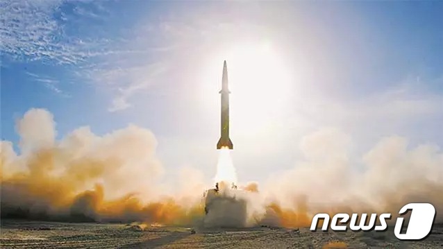 중국 인민해방군의 '둥펑' 미사일 (중국 국방부 제공) © News1