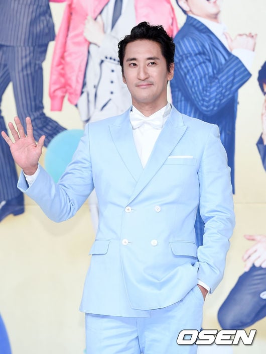 신현준-前매니저 진실공방…"격식없던 친구" vs "갑질 공공연해"