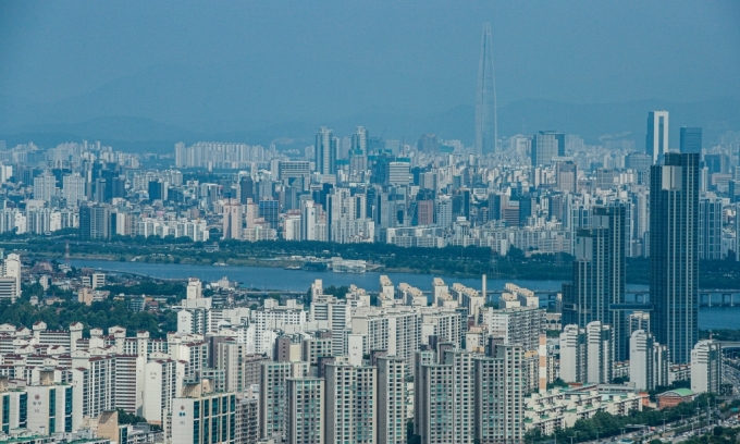 서울 영등포구 63스퀘어 전망대에서 바라본 서울 시내 아파트. /사진제공=뉴스1