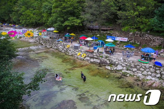 경기도는 자릿세 등 각종 불법의 온상이었던 포천 백운계곡을 정비했다 / 사진 =뉴스1