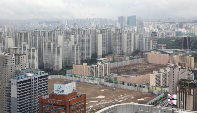 서울 송파구 재건축 추진 아파트 단지 전경. /사진제공=뉴스1