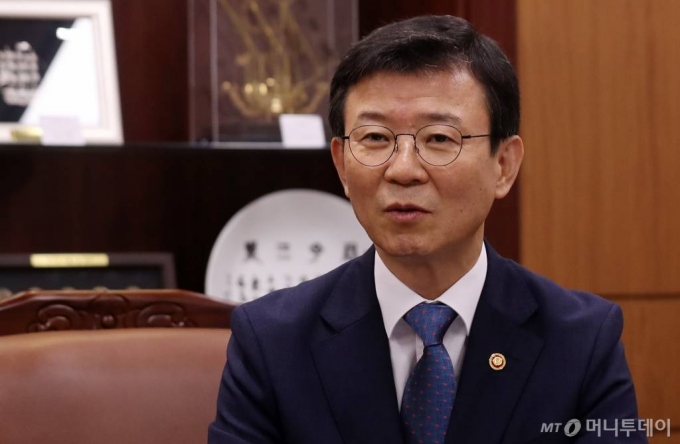 문성혁 해양수산부 장관. /사진=김휘선 기자 hwijpg@