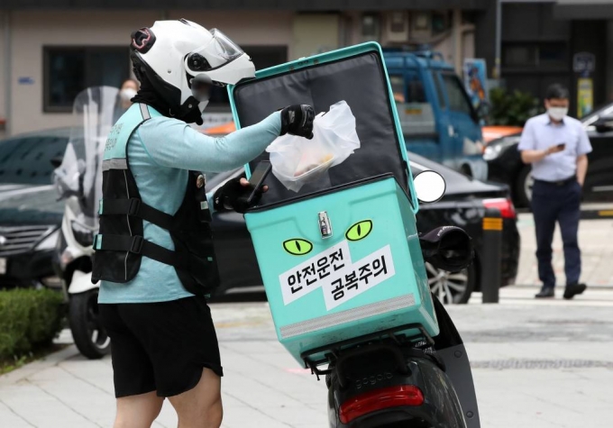요즘 라이더 수입, 月 1000만원? 요즘 라이더 수입, 月 1000만원?