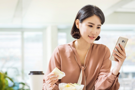 [산업특화 챗봇③] "카카오톡 챗봇으로 예약" 병의원 비대면 서비스