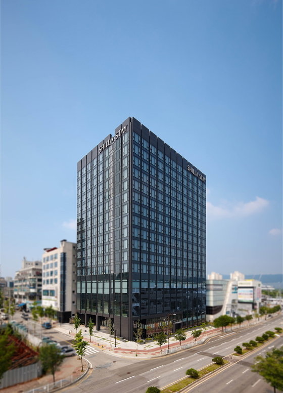 신라스테이 천안 건물 전경