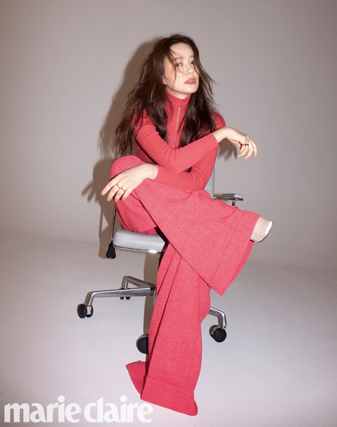 배우 손태영/사진제공=마리끌레르
