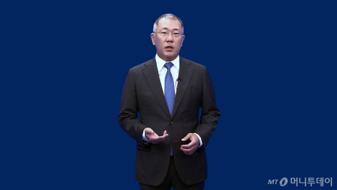 14일 오전 취임사를 하는 정의선 현대자동차그룹 회장/사진제공=현대차그룹