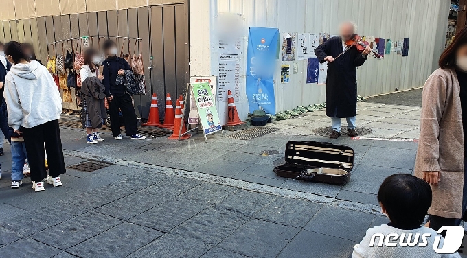 사회적거리두기 1단계 완화 후 첫 일요일을 맞은 인사동. 2020.10.18 © 뉴스1 서혜림 기자