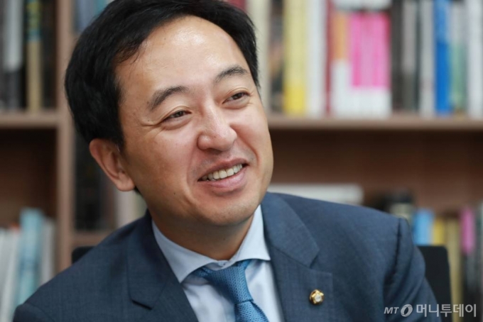 민주당 떠나는 금태섭… 민주당 떠나는 금태섭…