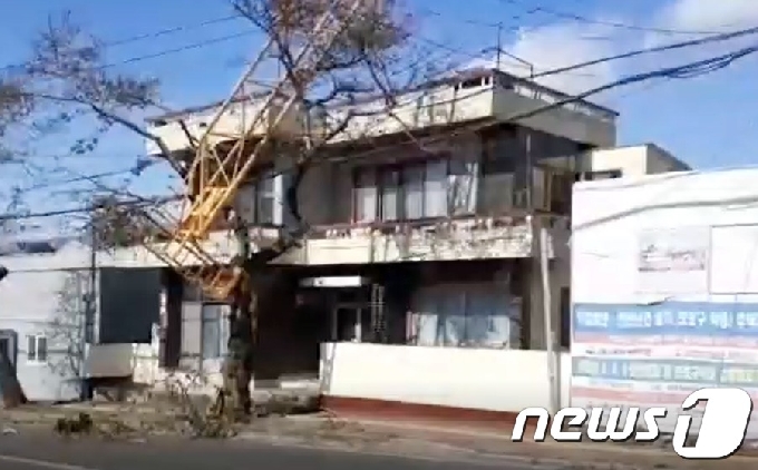 동부크레인 이미지