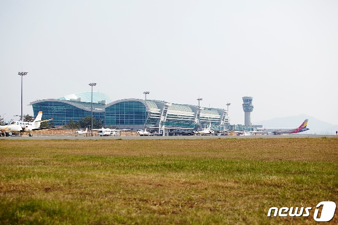 무안국제공항 전경(전남도 제공)2020.8.19 /뉴스1 © News1