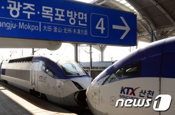 국가철도공단이 무안국제공항을 경유하는 호남고속철도 2단계 공사를 올 연말 착공할 예정이다./뉴스1 © News1