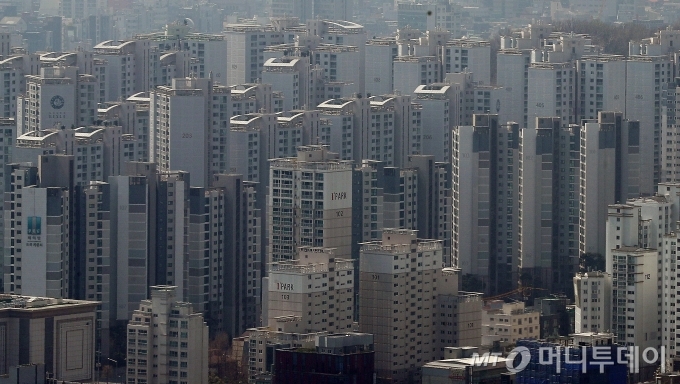 강남구 아파트 단지 모습. / 사진=김창현 기자 chmt@